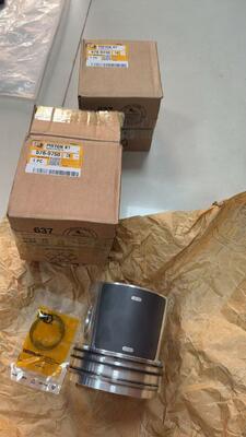 CAT 발굴기 엔진 원품 부품, 모든 종류의 발굴기 모델이 제공됩니다 CAT 발굴기 원품 피스톤: 고강도 재료는 효율적인 출력력을 보장합니다