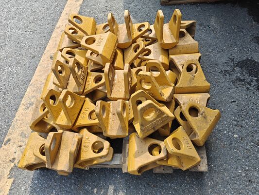 모든 굴삭기 모델용 범용 치아 가드 및 버킷 엣지 보호대, 4.0, 5.0, 6.0 사양으로 제공. 제조사 직판 내마모성 버킷 엣지 보호 블록