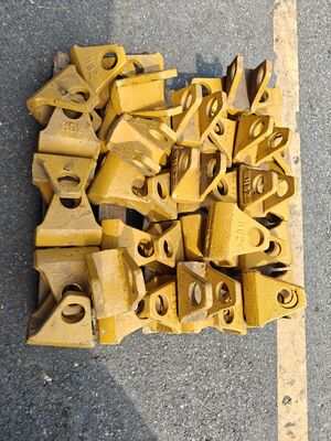 모든 굴삭기 모델용 범용 치아 가드 및 버킷 엣지 보호대, 4.0, 5.0, 6.0 사양으로 제공. 제조사 직판 내마모성 버킷 엣지 보호 블록